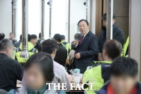  최민호 세종시장, 새해 맞아 환경관리원 노고 격려