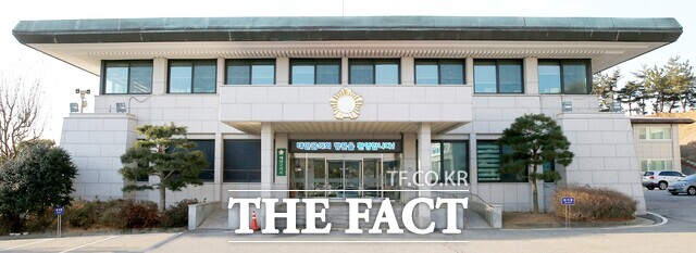 태안군의회 전경. /이수홍 기자