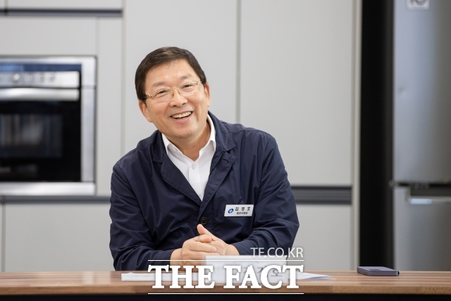 서울 광진구(구청장 김경호)가 올해 상해의료비, 상해진단 위로금 등 보장한도를 확대해 구민 생활안전보험을 운영한다고 13일 밝혔다. 사진은 김경호 구청장 /광진구