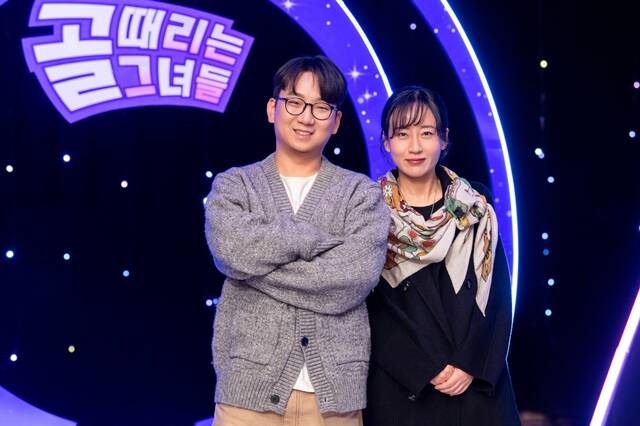 권형구 PD(왼쪽)와 장정희 작가가 13일 오전 11시 온라인으로 진행된 SBS 예능프로그램 '골 때리는 그녀들' 미디어데이에 참석해 다양한 이야기를 나눴다. /SBS