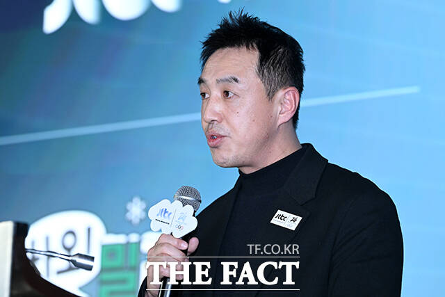 곽준석 JTBC 편성전략실장이 14일 오후 서울 영등포구 페어몬트 앰배서더 서울 그랜드볼룸에서 열린 JTBC '2026 밀라노 코르티나 동계올림픽' 기자간담회에 참석해 인사말을 하고 있다. /서예원 기자