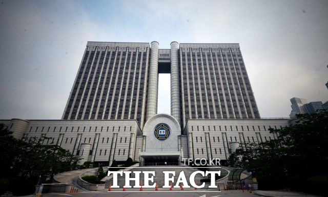 12·3 비상계엄 사건 2심을 심리할 서울고법이 내란·외환 사건 전담재판부를 2개 설치하기로 했다. /더팩트DB