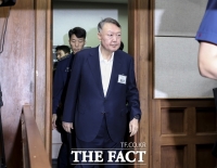  윤석열 '체포방해' 오늘 선고…계엄 후 첫 법원 결론