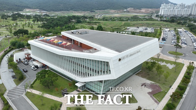 충남도서관 전경 /충남도