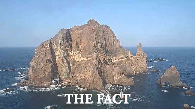16일 오전 동영상으로 본 독도(서도) 모습. /울릉군청 홈페이지 동영상 캡처