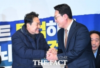  19시간 필리버스터 마치고 장동혁 단식장 찾은 천하람 [TF사진관]