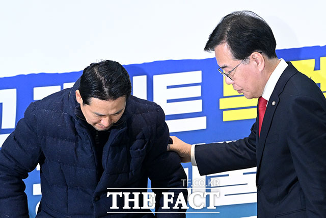 단식농성 5일째 맞은 장 대표.