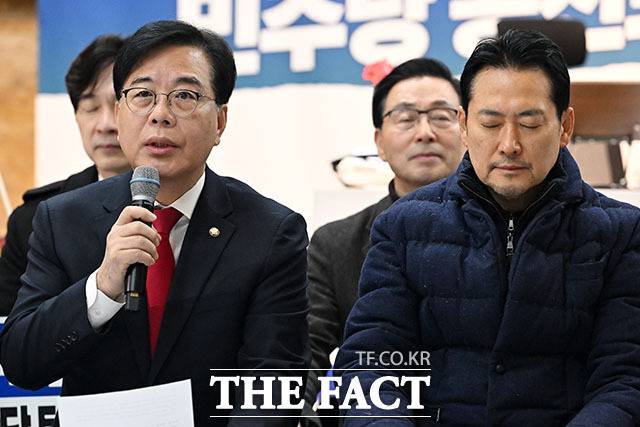 단식농성 5일째 맞은 장 대표.