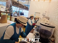  동구행복한어르신복지관 개관 15주년 기념 '커피데이' 행사