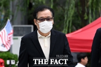  상설특검, '관봉권' 건진법사 조사…'쿠팡 의혹' 전 대검 간부도