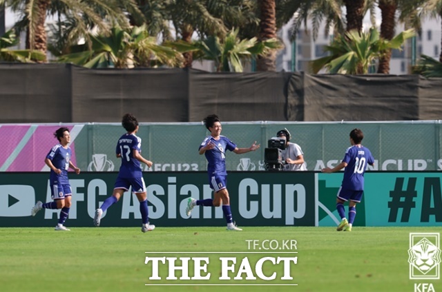 일본은 전반 36분 코너킥 상황에서 세컨볼을 고이즈미 가이토가 선제 결승골로 연결시키며 2회 연속 우승에 한걸음 더 다가섰다./제다=KFA