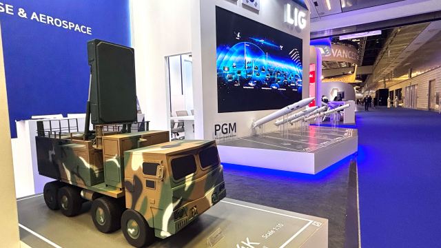 LIG넥스원이 처음으로 카타르 방산전시회 'DIMDEX 2026'에 참가했다. 전시장에 마련된 부스의 모습. /LIG넥스원