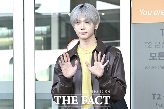 팬들의 식사를 묻는 지성.