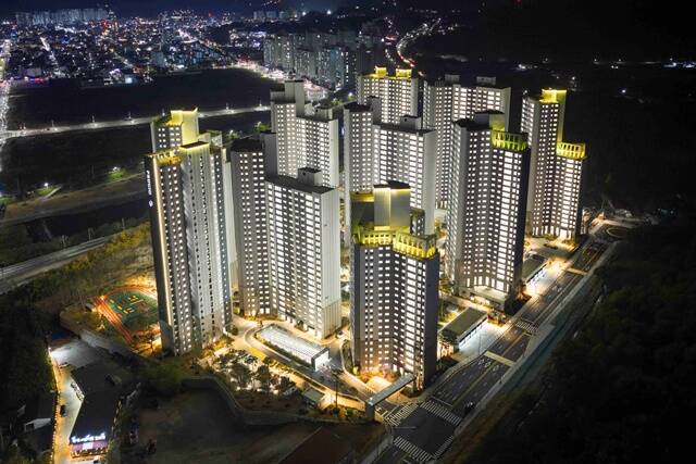 대우건설은 광양 푸르지오 센터파크의 단지 내 상가를 오는 24일 분양한다. /대우건설