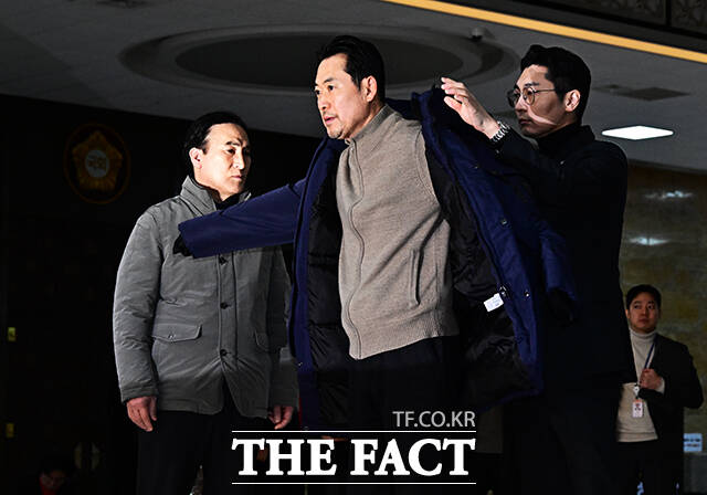 장동혁 국민의힘 대표가 20일 오전 서울 여의도 국회 로텐더홀에서 엿새째 단식을 이어가고 있다. /국회=배정한 기자