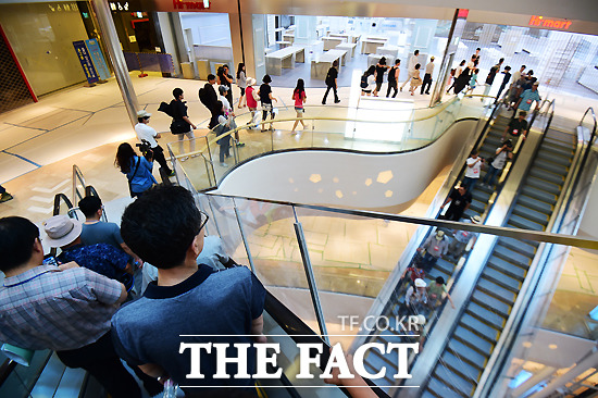 카드업계가 소비 여력이 높은 우량고객 확보를 도모한다. / 배정한 기자