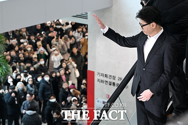 장 대표의 단식이 장기화되면서 한동훈 전 대표의 입지가 좁아졌다는 분석이 나온다./남용희 기자