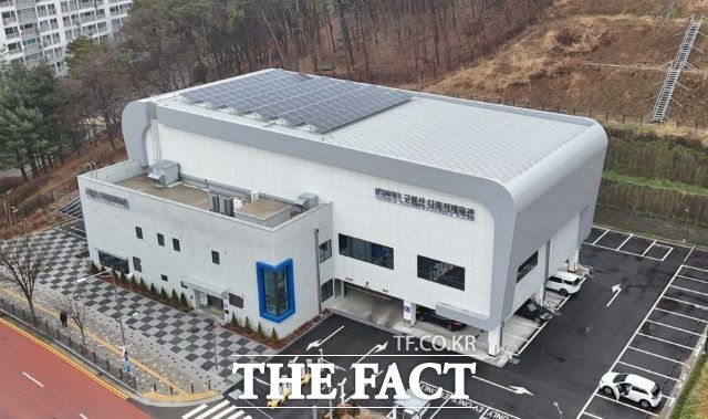 21일 정식 개관한 구봉산 다목적체육관 전경. /화성시