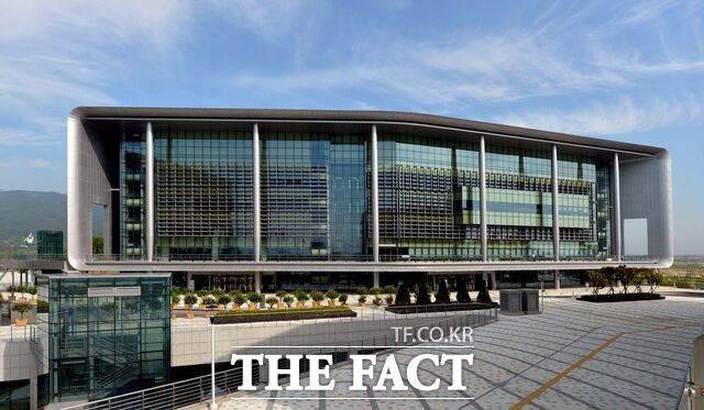 충남도의회 전경 /충남도의회