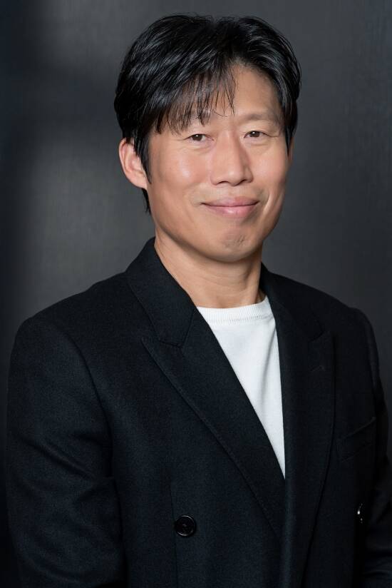 배우 유해진이 영화 '왕과 사는 남자' 개봉 관련 인터뷰를 진행했다. /쇼박스