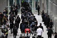  캄보디아 송환 조직원 73명 중 72명 구속영장 청구…1명 반려