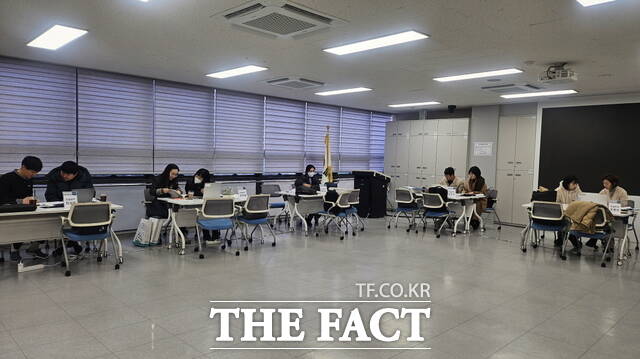 천안교육지원청이 관내 78개 초등학교를 대상으로 생활기록부 작성·관리 실태 점검과 컨설팅을 진행했다. /천안교육지원청