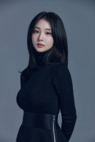  이달의 소녀 출신 여진, MUMW와 전속 계약