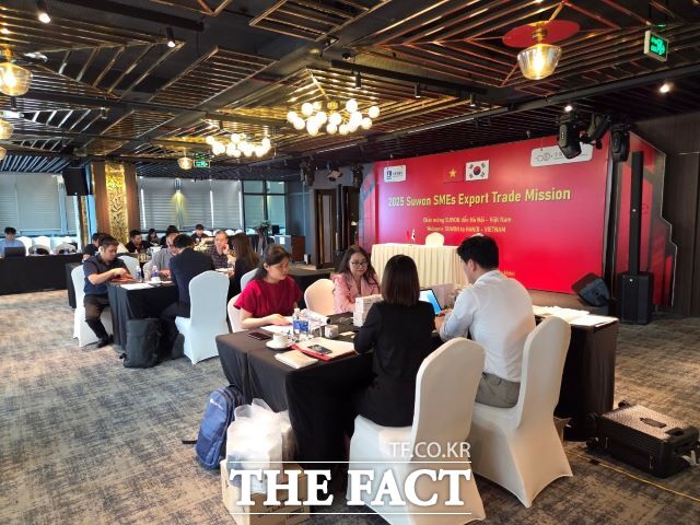 수원시, 중소제조기업 수출 3대 간소화·AI 마케팅 사업 지원 - 뉴스 썸네일 이미지