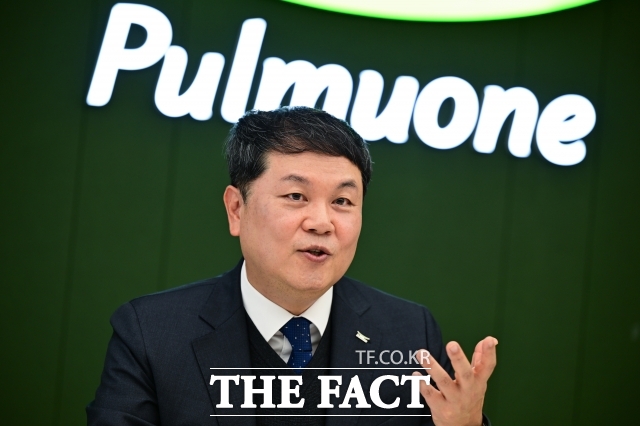이동훈 풀무원푸드앤컬처 대표가 26일 서울 송파구 풀무원푸드앤컬처 사옥에서 더팩트와 인터뷰를 하고 있다. /남윤호 기자