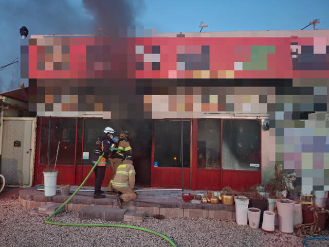 27일 오후 5시 47분쯤 경주시 천북면의 한 음식점에서 전기적 요인으로 추정되는 화재가 발생했다. /경북소방본부