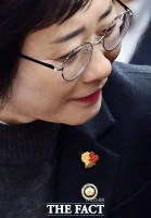  이스란 보건복지부 1차관, 눈길 사로잡은 춘식이 '따스히안아줄게요' 배지 [TF포착]