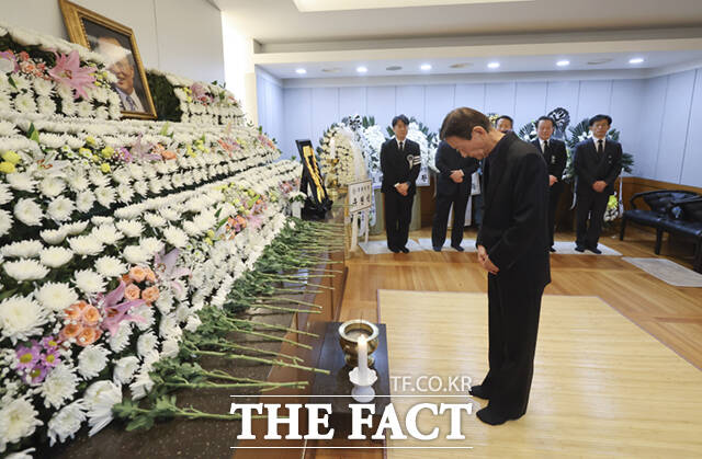 진영 전 행안부장관.