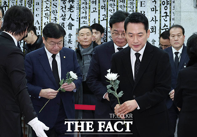 고 이해찬 전 국무총리의 빈소 찾은 국민의힘 지도부. /사진공동취재단