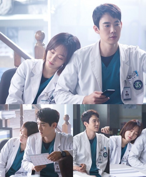 배우 유연석과 서현진이 드라마 낭만닥터 김사부에 이어 라이어로 호흡을 맞춘다. /SBS