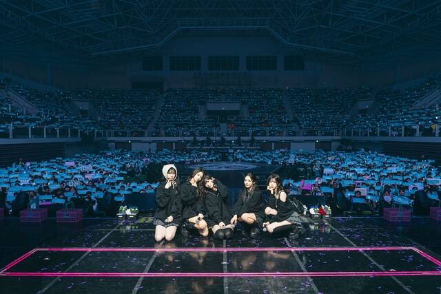 프로미스나인은 오랫동안 군통령으로 군림하며 탄탄한 남성 팬을 확보했다./어센드