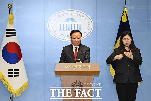 김재원 국민의힘 최고위원이 2일 오전 서울 여의도 국회에서 경상북도지사 출마 선언을 하고 있다. /국회=송호영 기자