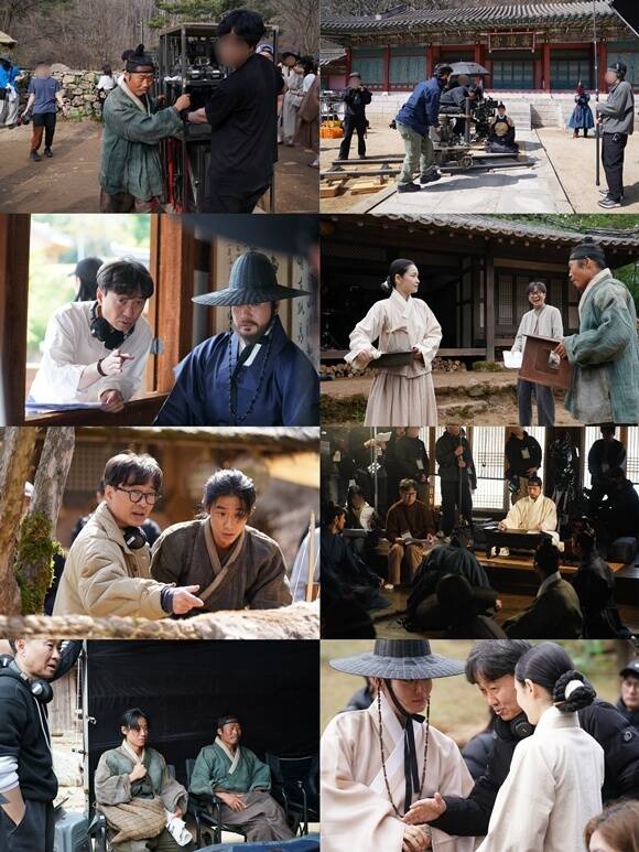 배급사 ㈜쇼박스가 영화 왕과 사는 남자의 현장 분위기가 담긴 비하인드 스틸을 공개했다. /㈜쇼박스