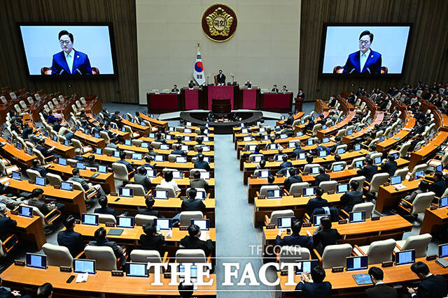 개회사하는 우원식 국회의장.