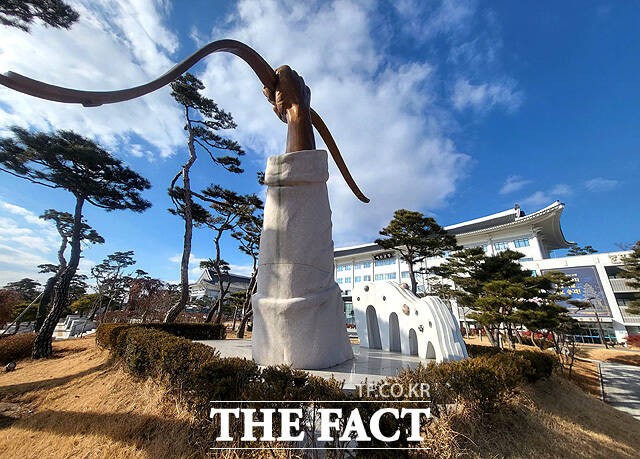 예천군청 전경. /김성권 기자