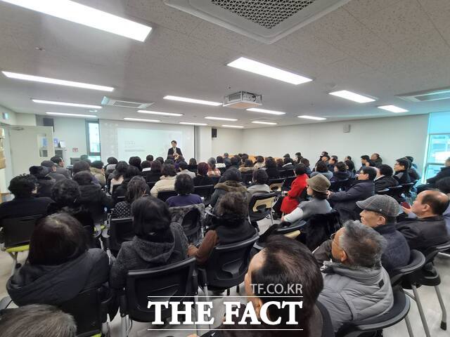 당진시 시니어클럽 교육 장면. /당진시