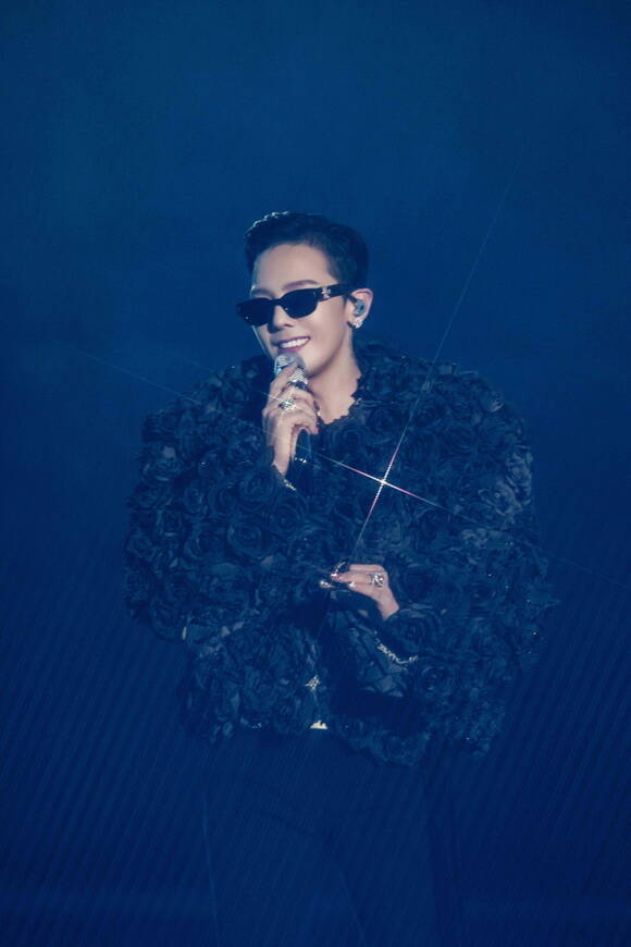 가수 지드래곤이 2월 17일(현지 시간) 아랍에미리트(UAE) 두바이 미디어 시티 앰피시어터에서 개최되는 KRAZY SUPER CONCERT에 헤드라이너로 출연한다./갤럭시 코퍼레이션