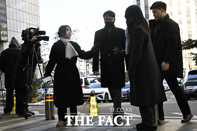 지난해 쿠팡 사태 관련 국회 청문회에서 위증한 혐의로 고발된 박대준 전 쿠팡 한국 대표가 3일 오전 서울 마포구 서울경찰청 반부패수사대에 출석하고 있다./송호영 기자