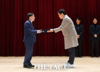  대전시교육청, 2025 하반기 적극행정 우수공무원 6명 시상