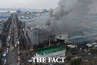  'SPC 삼립 시화공장 큰 불' 대응 1단계 발령 [TF포착]