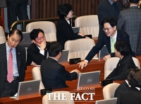  밝은 미소 짓는 김정관 장관 [포토]