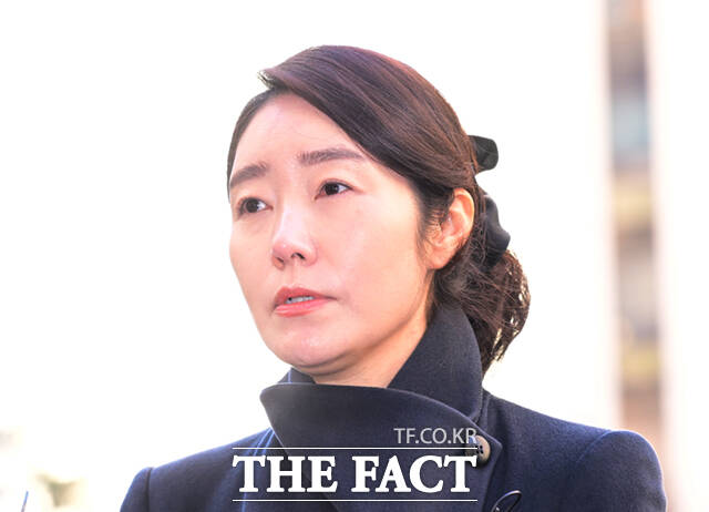 서울경찰청 공공범죄수사대는 5일 1억원 공천헌금 의혹을 받는 강선우 무소속 의원과 김경 전 서울시의원의 구속영장을 신청했다. /이새롬 기자