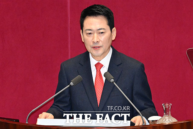 장동혁 국민의힘 대표가 4일 오전 서울 여의도 국회에서 열린 제432회 국회(임시회) 제3차 본회의에서 교섭단체 대표연설을 하고 있다. /국회=남용희 기자