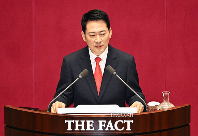 장동혁 국민의힘 대표가 4일 국회에서 열린 교섭단체 대표연설에서 6·3 지방선거부터 선거 연령을 만16세로 낮추자고 제안했다. /국회=배정한 기자