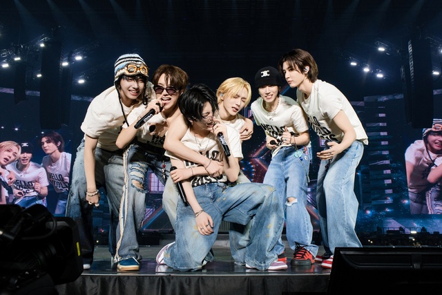 그룹 보이넥스트도어가 4일 오후 6시 라이브 앨범 BOYNEXTDOOR TOUR KNOCK ON Vol.1 FINAL - LIVE를 발매한다./KOZ엔터테인먼트