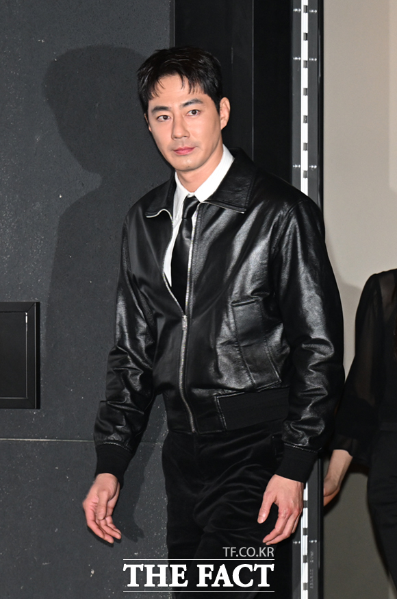 조 과장 역을 맡은 조인성은 영화를 찍으면서 하루빨리 관객들과 만나는 날을 기다렸는데 그날이 다가온 것 같아서 떨리는 마음이라고 개봉 소감을 전했다. /이새롬 기자